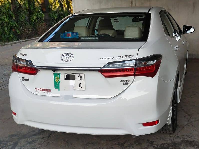 Toyota Altis Grande 2018 1