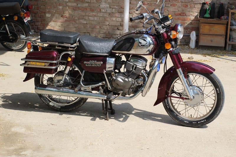 HONDA ROAD MASTER CD 200cc 13