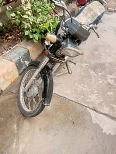 United 70 Cc Motorbike 0