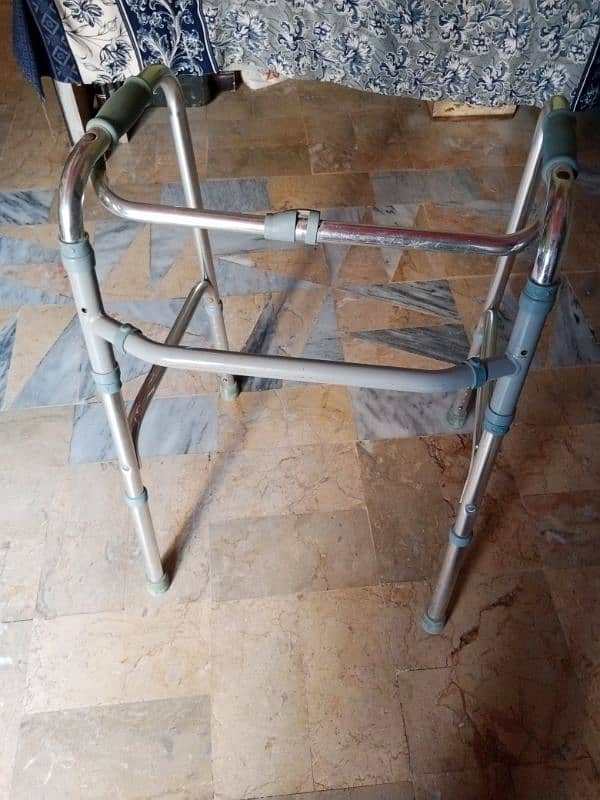 Foldable Adjustable Imported Alumunium Walker 2