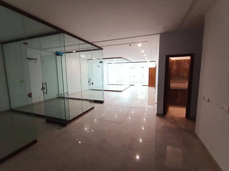 8 Marla Office With Elevator Installed For Rent In DHA Phase-5  Un Furnished 4