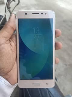 samsung Galaxy j 7max