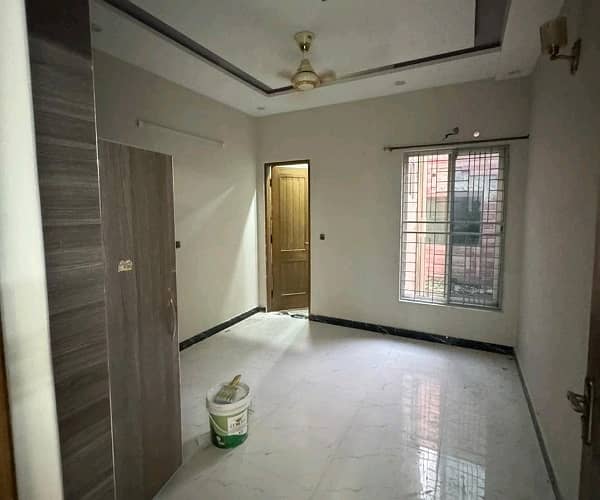 Get A 5 Marla House For sale In Johar Town 3