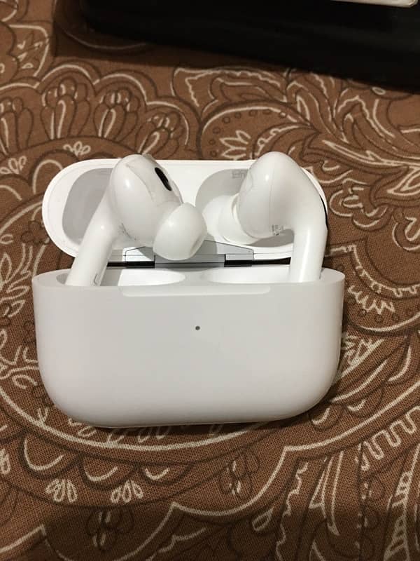 Apple AirPods Pro 2