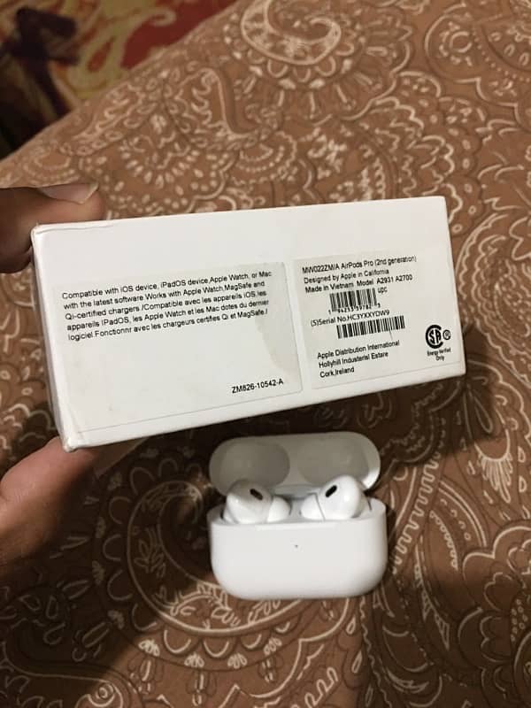 Apple AirPods Pro 5