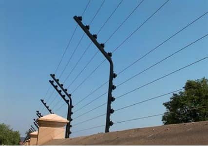 Razor Wire, Chain Link Fence & Bird Spikes - Best Rates in Karachi 2