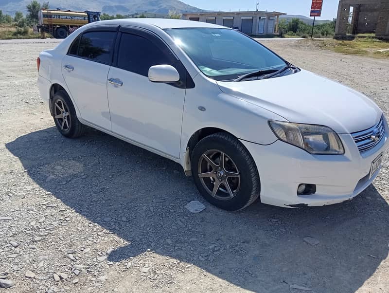 Toyota Corolla Axio 2012 X 03199637988 0