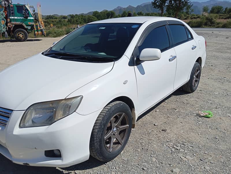 Toyota Corolla Axio 2012 X 03199637988 1