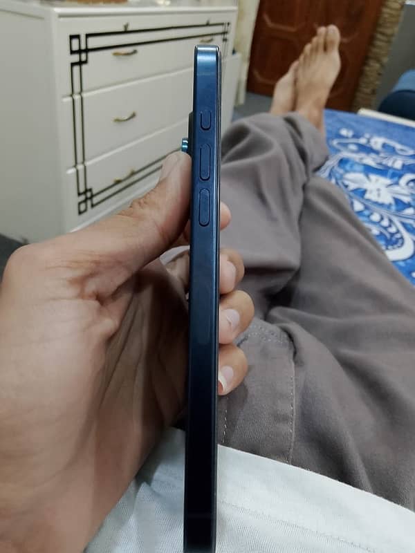 iphone 15 Pro Max LLA 256GB JV 2