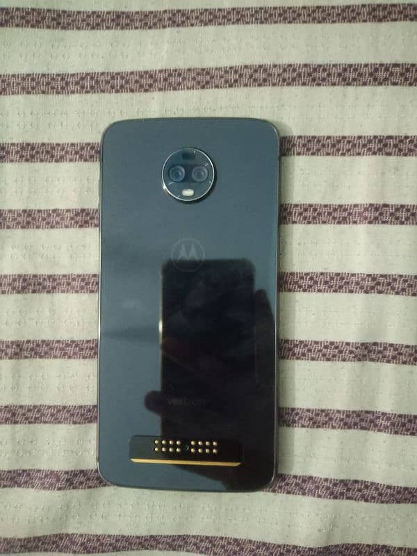 Moto Z3 non 4/64 2