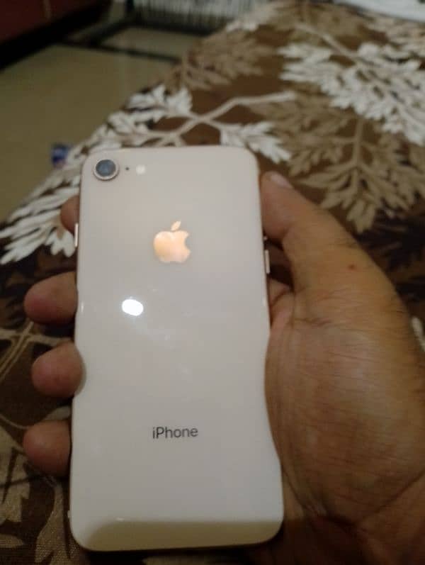 apple iPhone 8 4