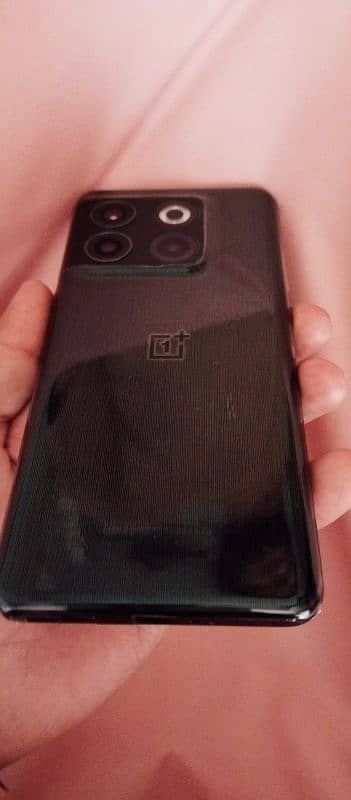 one plus 10T New mobile 10/10 condition no open no repair 0