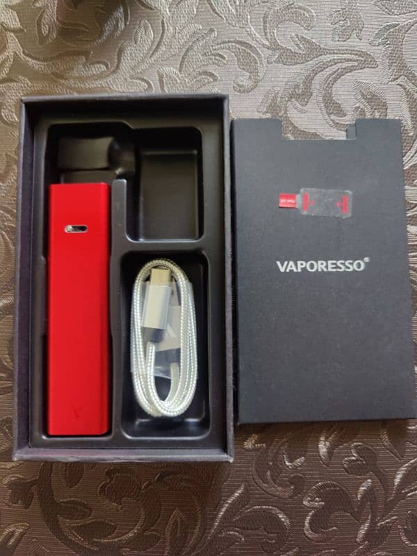 VAPE/ VAPORESSO XROS 2.0 POD KIT (1 FLAVOR INCLUDED) No Cartridges 3