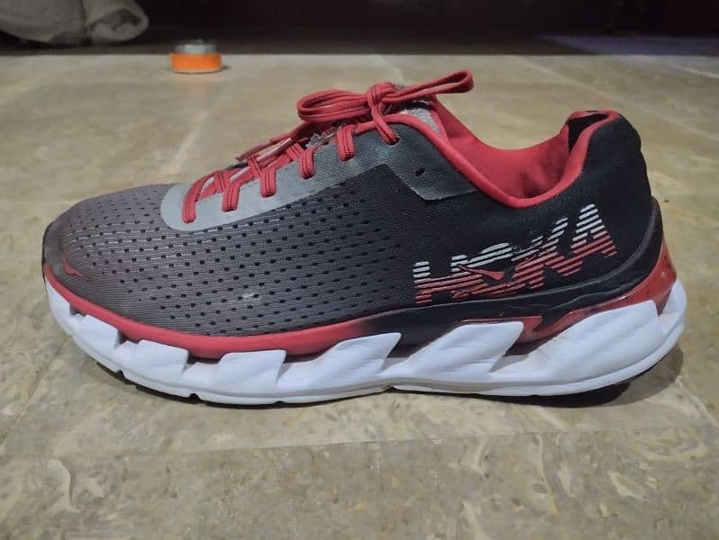 HOKA BRANDED SHEOS FOR SALE 2