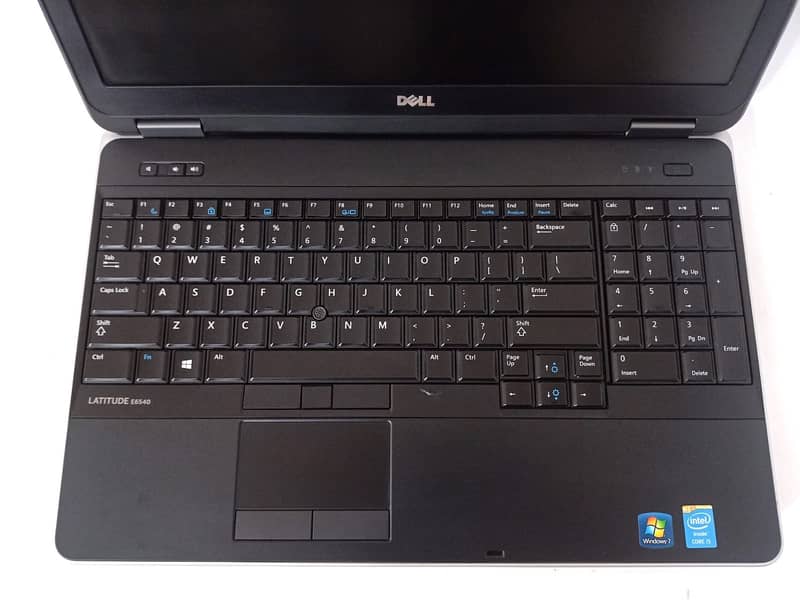 DELL LATITUDE E6540 i5-4th 4