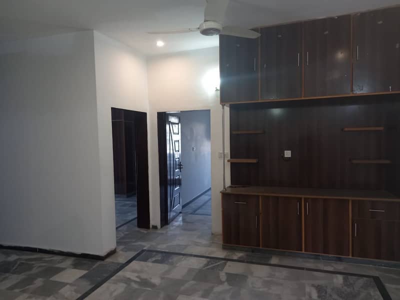 Spacious 10 Marla upper portion available for rent 6