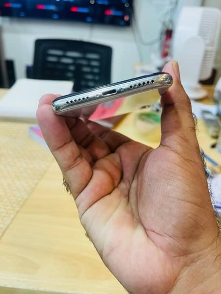 iPhone x 64 pta approved 5