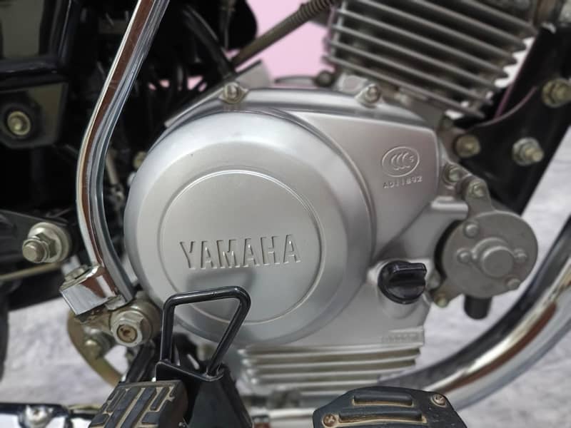 Yamaha YBR 125 2016 15