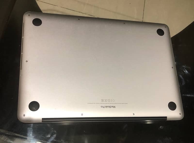 MacBook Pro ratina 13 inch 3