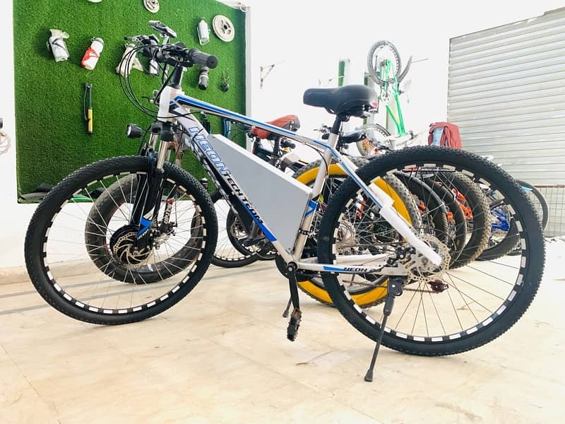 Brand New Magnus Electric Cycles 2