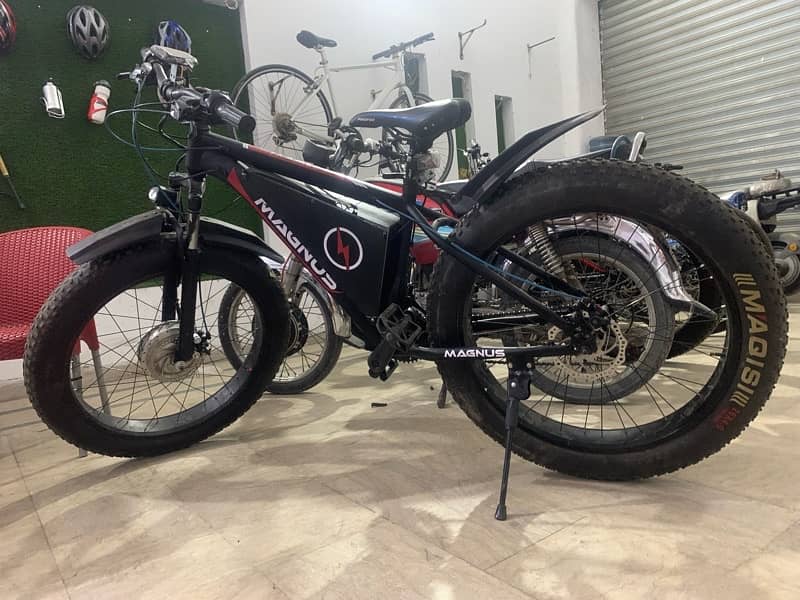 Brand New Magnus Electric Cycles 3