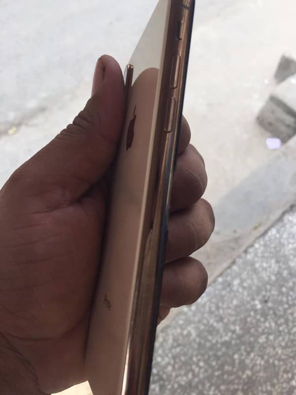 IPhone XS 64 Gb 2 or 4 months sim working 2