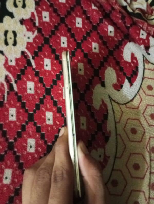 VIVO Mobile phone. Urgent sale 3