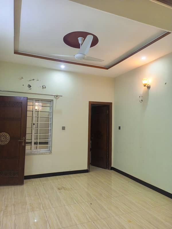 Double story house for rent. Location Abdullah garden h13. 5