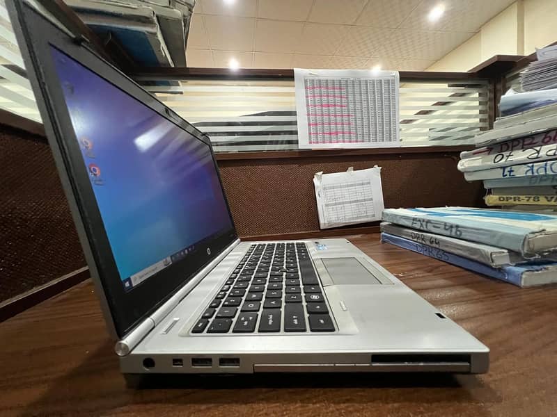 HP Elite Book Core i5 2nd Generation with 4 GB RAM 5