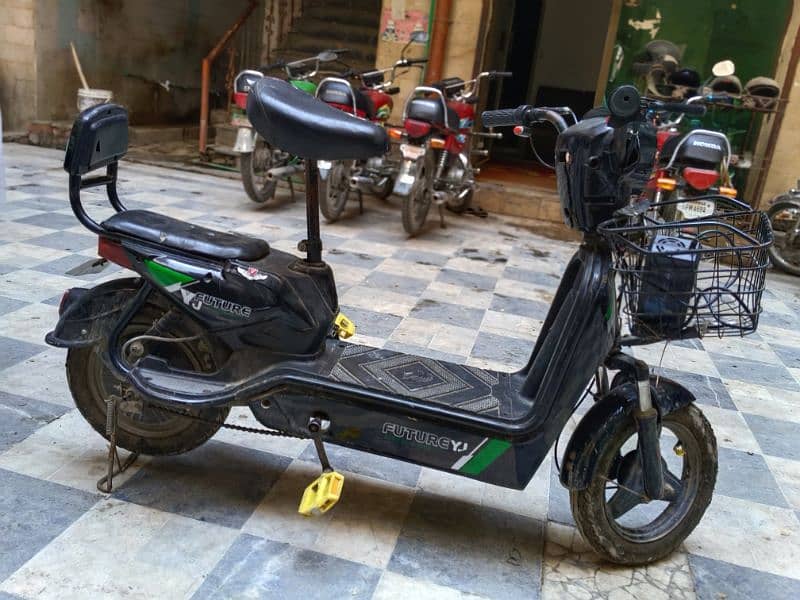 electric scooty 5