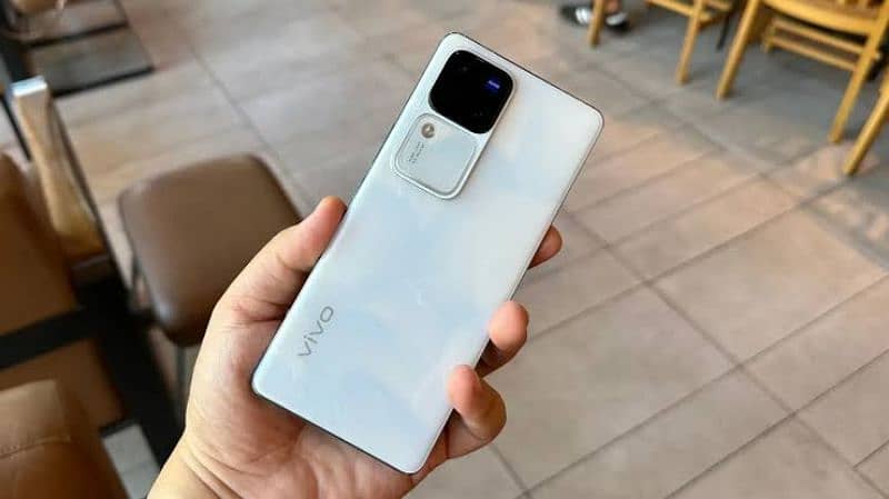 Vivo v30 12/256 complet box 0