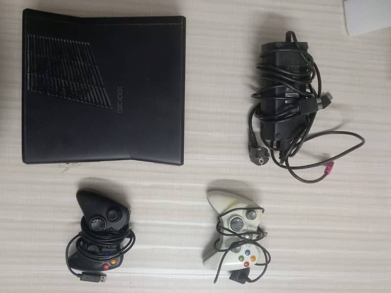 XBOX360 250GB 6