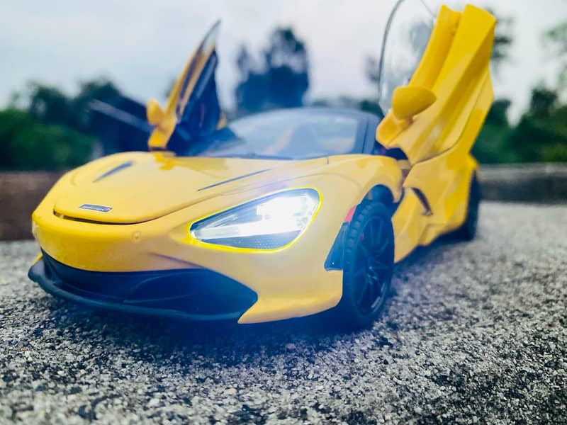 McLaren 720S Model Car Die-cast Metal body car 12