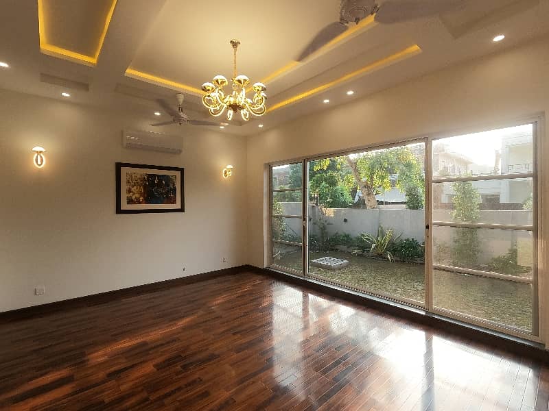 A Great Choice For A Prime Location 1 Kanal House Available In DHA Phase 2 - Block S 4