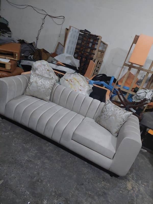 SOFA SET AND CHAIRS L SHAPE SOFA ROUND SOFA 13