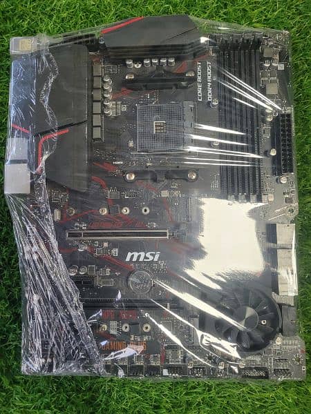 Msi X570 H gaming Motherboard full atx 1