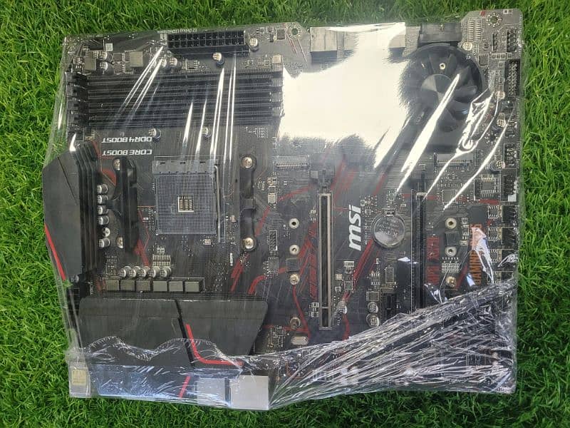 Msi X570 H gaming Motherboard full atx 5