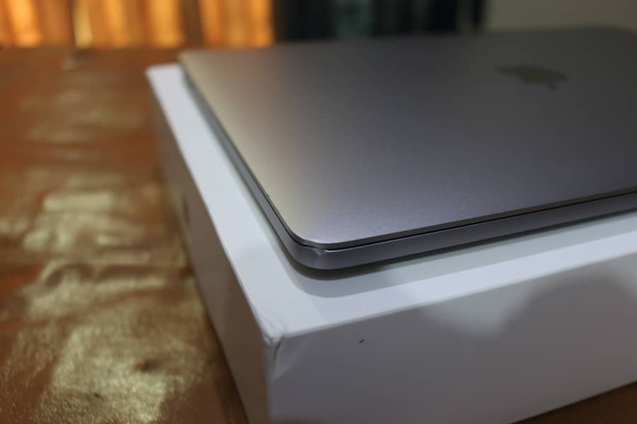 MacBook Pro 2020, Core i5, 13-inch, 500GB SSD, 8GB, Space Gray 5