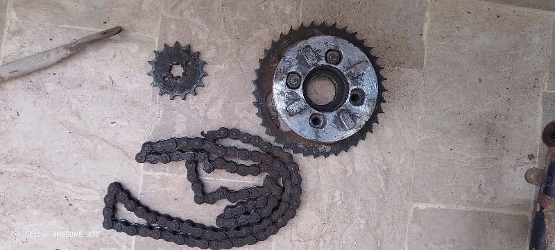 70cc chain sprocket with cuffling good condition 3