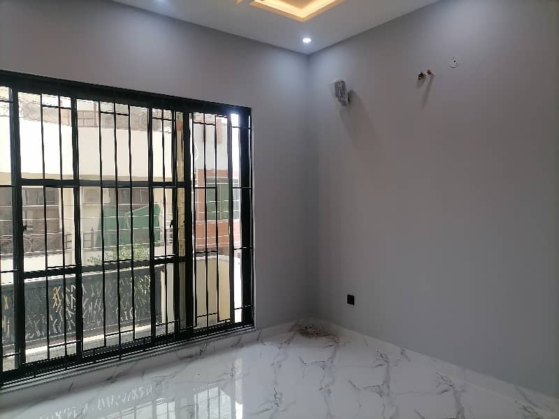 House Of 5 Marla Available For sale In Johar Town Phase 2 - Block J 21