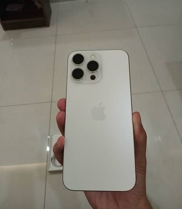 iPhone 15 Pro Max PTA 10/10 2