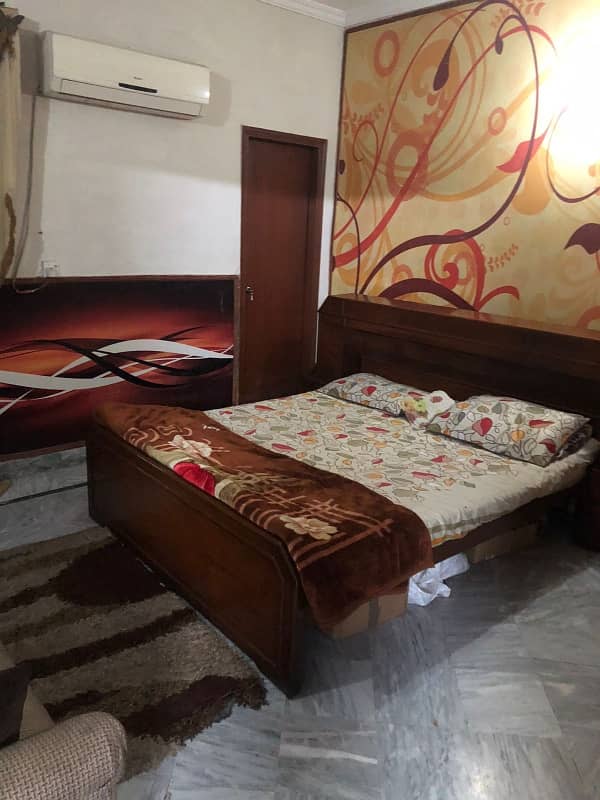 JOHAR TOWN BLOCK N 8 MARLA OWNER BULID HOUSE FOR SALE 0