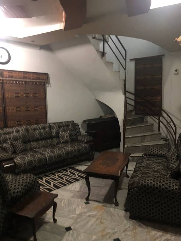 JOHAR TOWN BLOCK N 8 MARLA OWNER BULID HOUSE FOR SALE 6