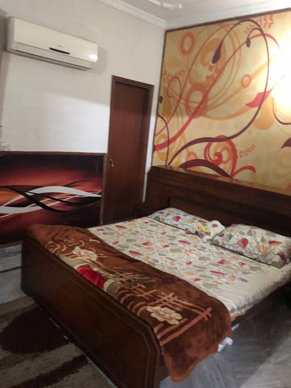 JOHAR TOWN BLOCK N 8 MARLA OWNER BULID HOUSE FOR SALE 11