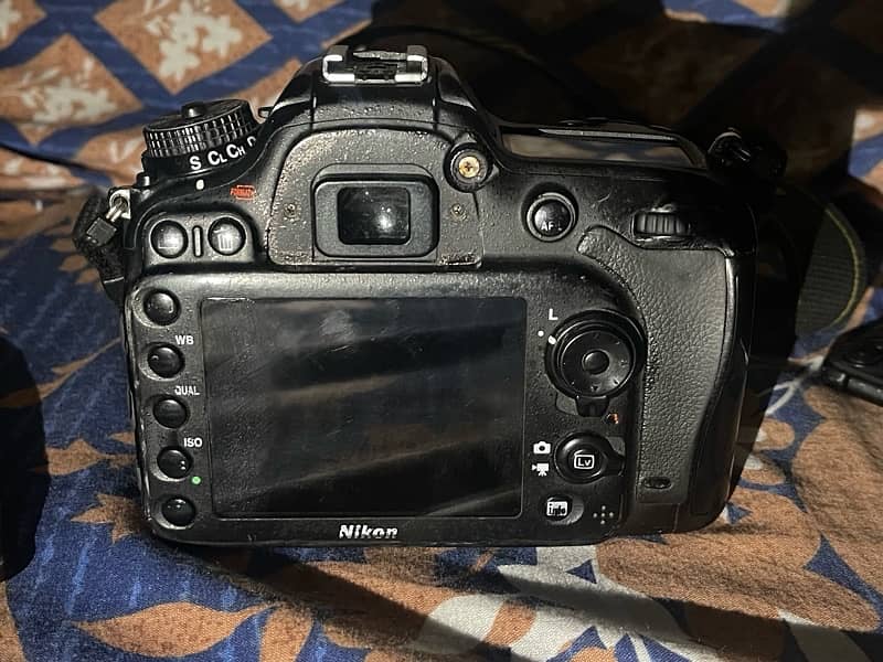 nikon d7200 with 18-140mm 8