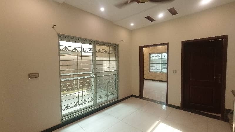 In Paragon City - Imperial 1 Block House For sale Sized 5 Marla 12