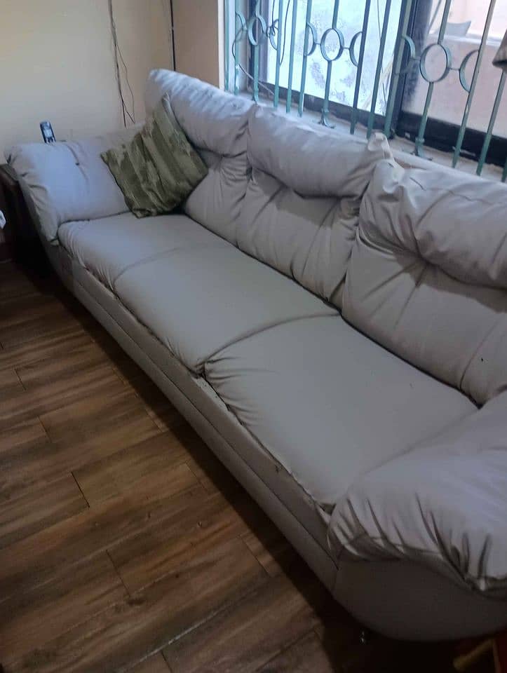 7 seater American style sofa 0