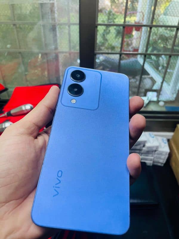 Vivo Y17s 2