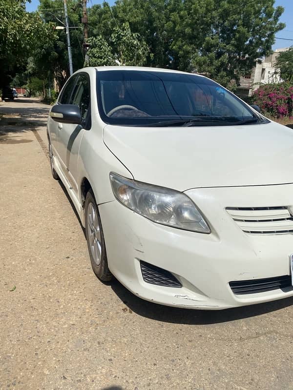 Toyota Corolla Altis 2010 1