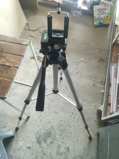 Tripod Stand